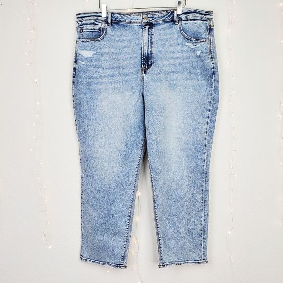 light blue acid wash jeans